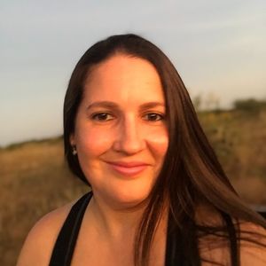 Meet your Posher, Isabel